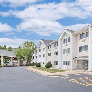 Cobblestone Suites - Oshkosh